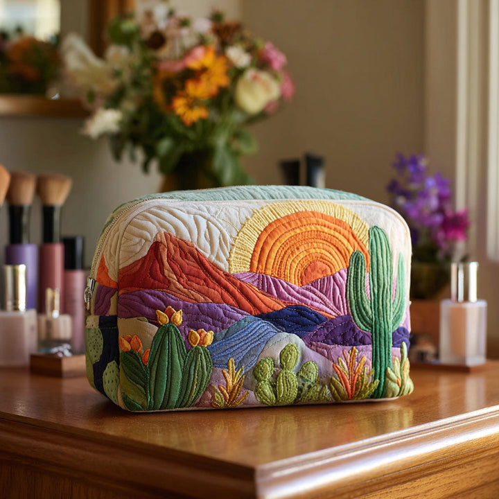 Trousse de maquillage matelassée aube dans le désert – vue 1 – Maria Milano
