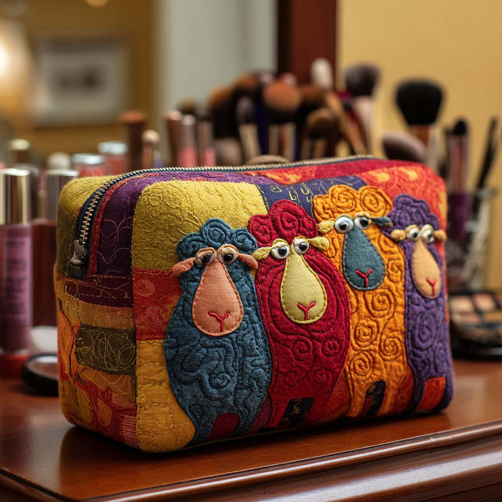Trousse de maquillage matelassée mouton arc-en-ciel – vue 1 – Maria Milano